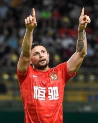 pg模拟器-【中超】艾克森2球洛国富绝杀无效 广州德比3比3
